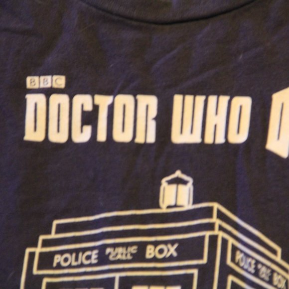 Doctor Who Shirt - Picture 4 of 13